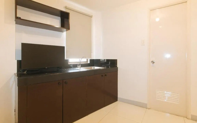 RedDoorz @ The Vjour Hotel Makati