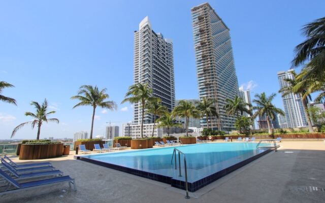 Bluebird Suites in Brickell