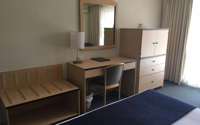 St. Marys Park View Motel