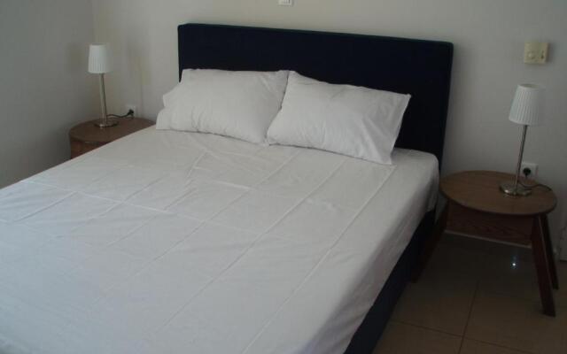 Elea Apartments