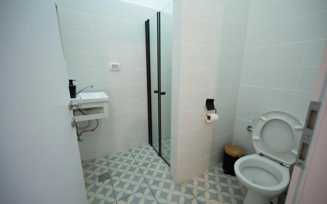 דירת 3 חדרי שינה וסלון