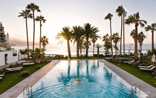 OCEANO Health Spa Hotel