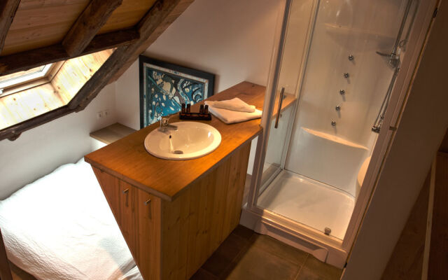 Chalet Lingayoni Small Wonders
