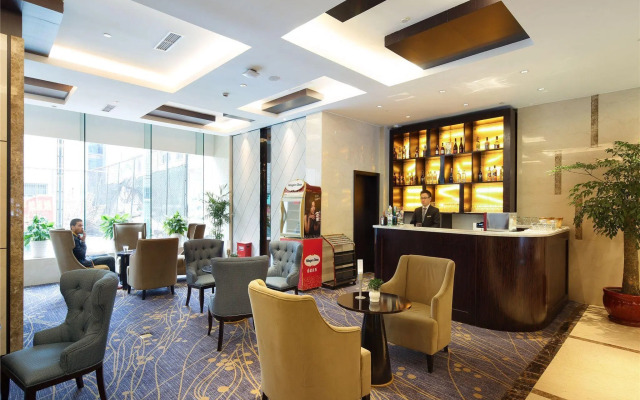 Yiwu Zhonglian Kaixin Hotel