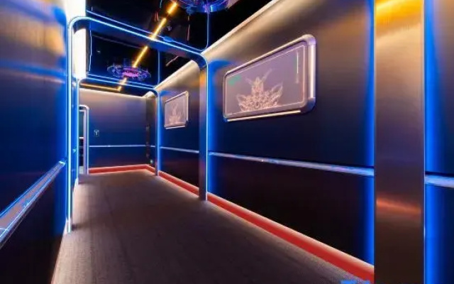 Weika Ultimate E-sports Cabin