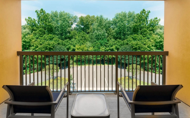 Courtyard By Marriott Danbury