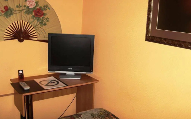 Black Belt Hotel (Hostel)