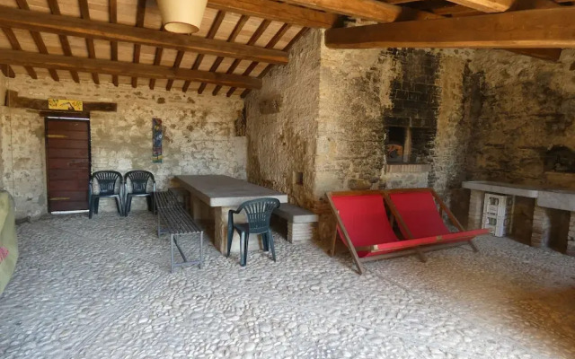 SCAPPO IN UMBRIA, Casale Monti