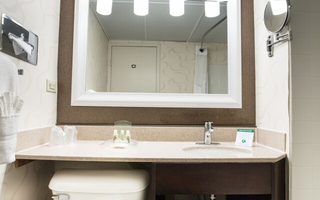 Wyndham Rochester Downtown