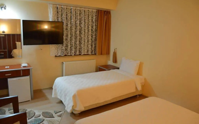 Remay Hotel