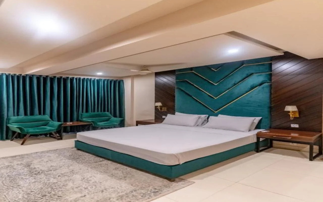 Penthouse by Shelton