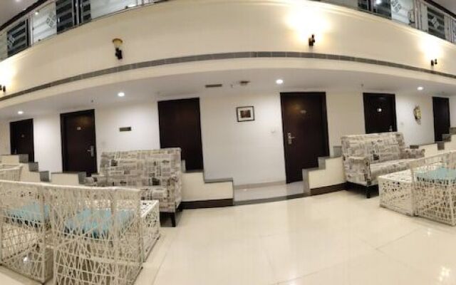 Hotel Saptagiri