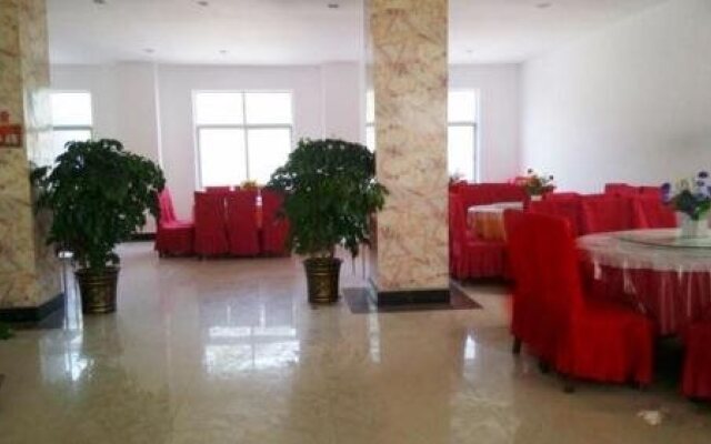 Shangluo Jinsi Gorge Julong Hotel