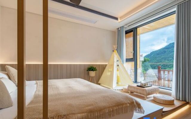 Tianzhushan Mountain Villa