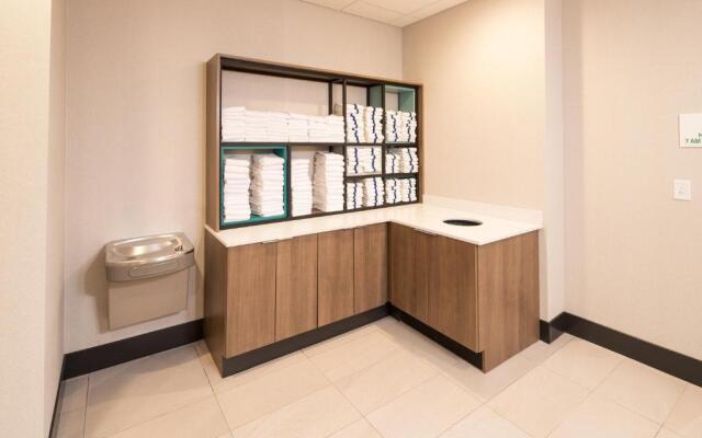 Holiday Inn Kalamazoo West by IHG