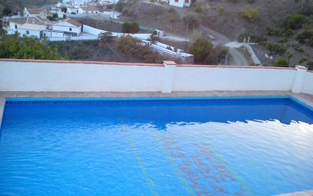 House With 4 Bedrooms in El Borge, With Wonderful Mountain View, Private Pool, Furnished Terrace - 25 km From the Beach