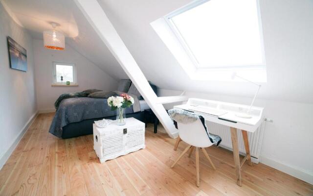 DesignLodge Apartments