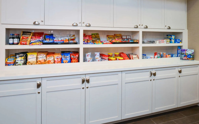 Homewood Suites by Hilton Fresno