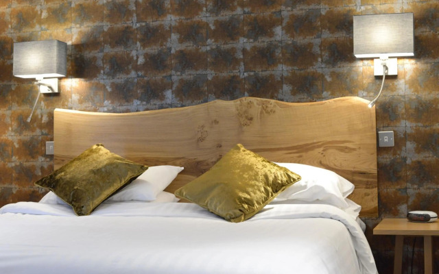 Waterloo Hotel Lodge