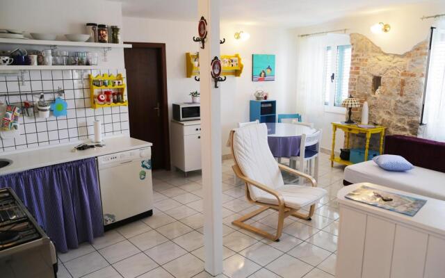 Apartment Pina
