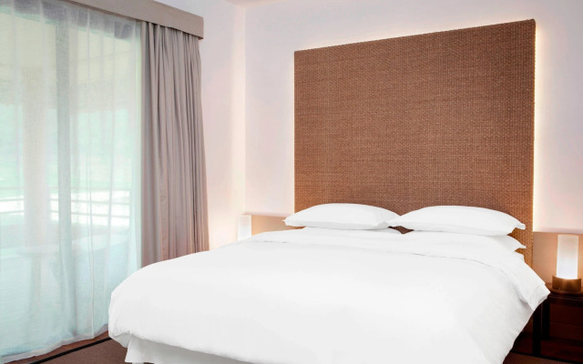 Sheraton New Caledonia Deva Spa & Golf Resort