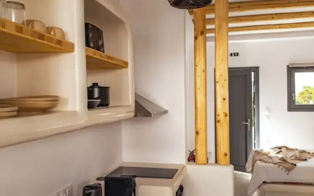 Alonia Suites