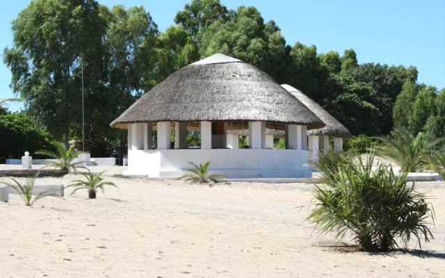 Fish Eagle Bay Lodge