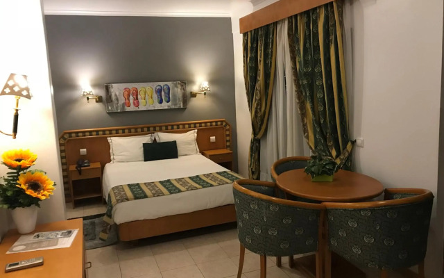 Real Caparica Hotel