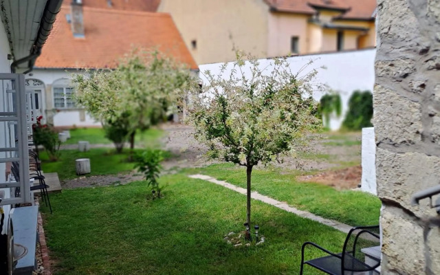 Plitzner Belvárosi Apartmanház