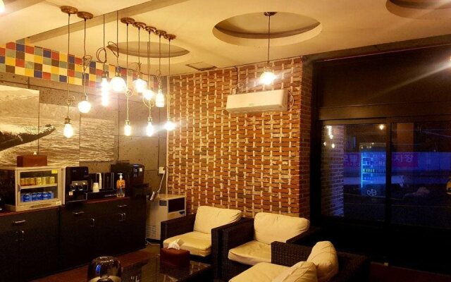 Sintanjin Rohas Motel