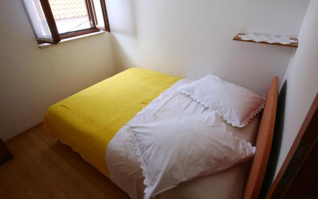 Apartments Boro in Splitska - island Brac