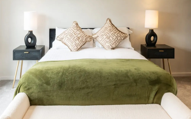 Host Stay Manchester Apartment
