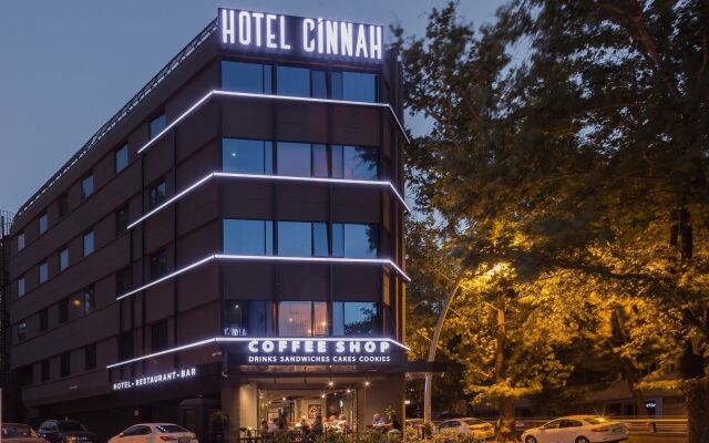 Hotel Cinnah