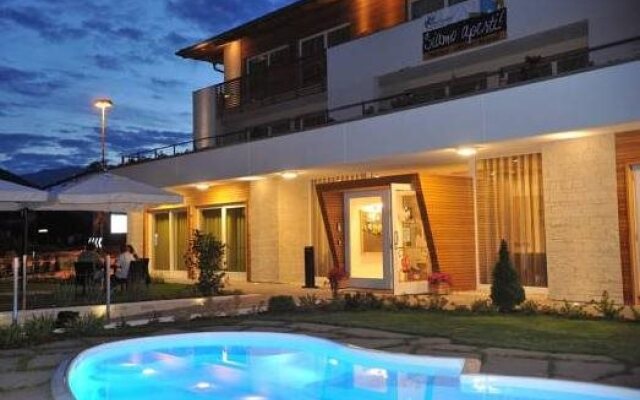 Casa Vigolana Natural Garnì