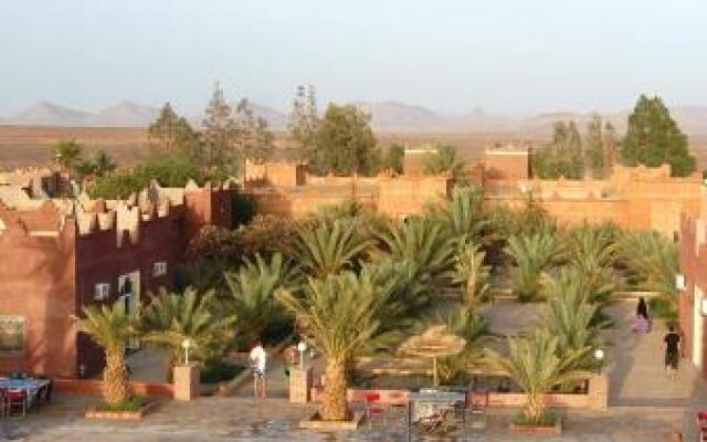 Auberge Kasbah Meteorites