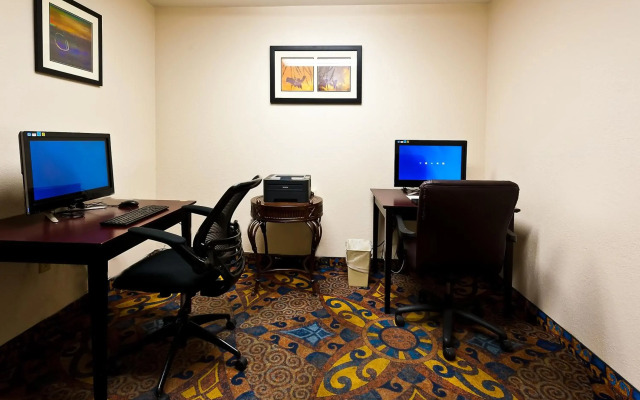 Grand Texan Hotel and Convention Center