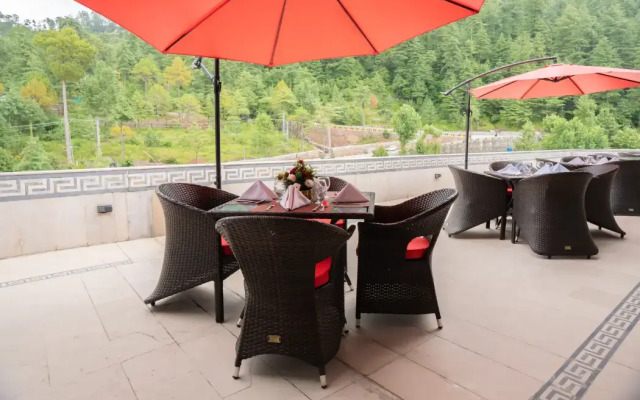 Ramada by Wyndham Murree Lower Topa Resort