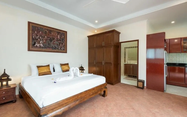 Sahaswara Luxury Villa Pattaya