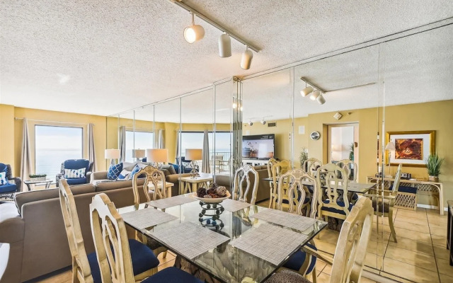 Inlet Reef 503 2 Bedroom Condo by RedAwning