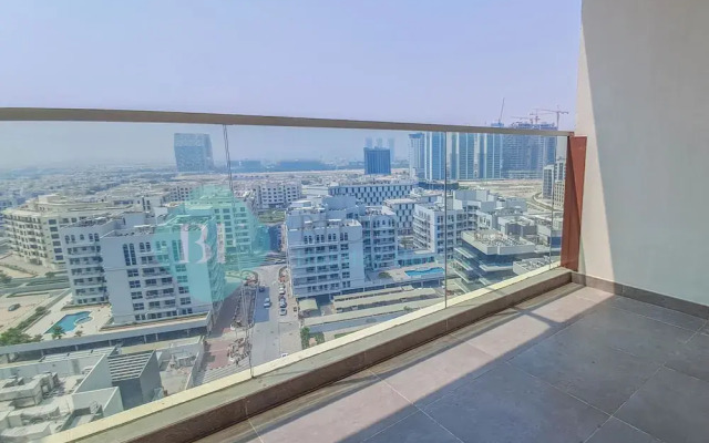 Bloomfields Elegance Studio Arjan