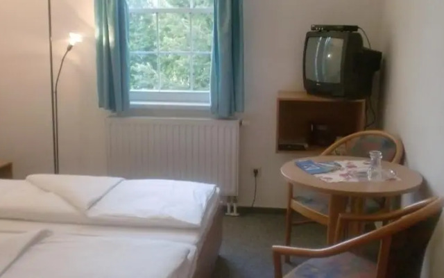 Hotel & Restaurant "Zum Firstenstein"