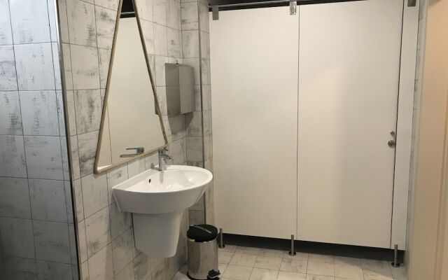 Royal Beach Hostel & Suites