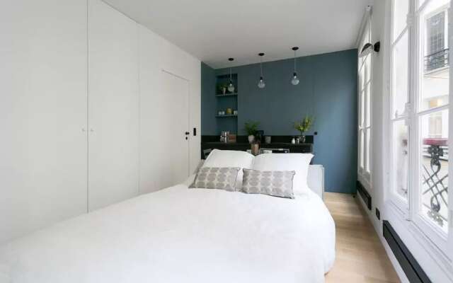 Joie Paris St. Germain-des-Prés / Jardin Luxembourg