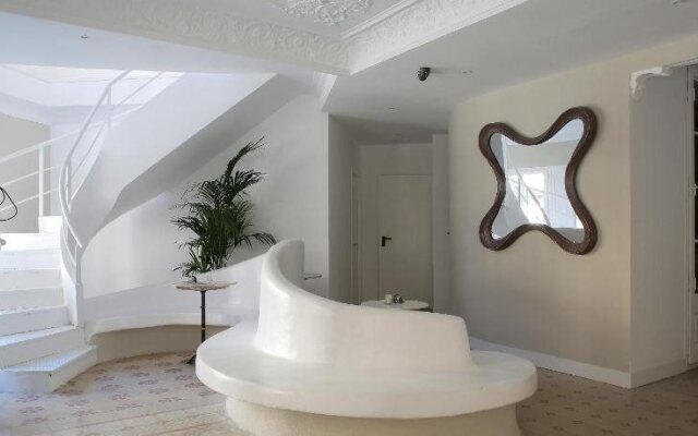 Hostal Medea