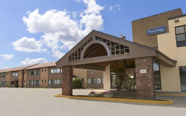 Travelodge Thunder Bay ON