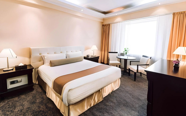 Chinggis Khaan Hotel