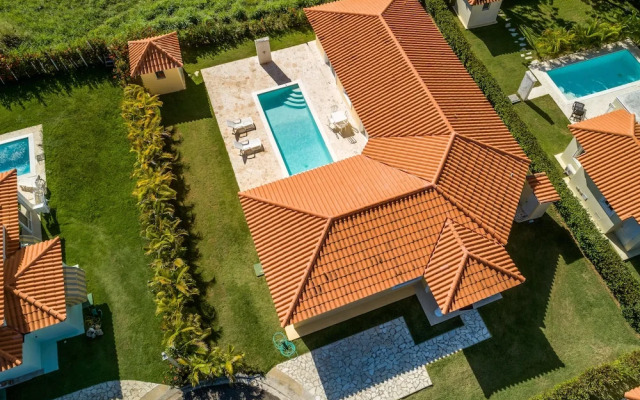 Ocean Village Villa 04