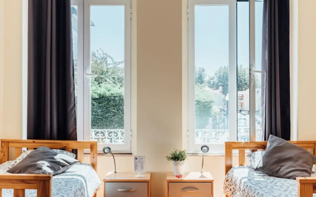 SwissPorto Guest House