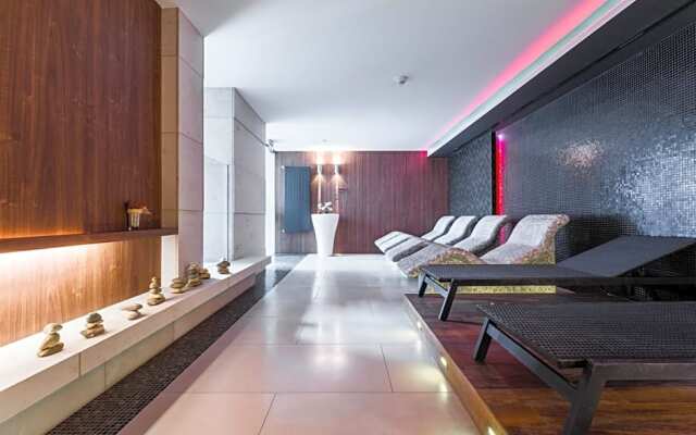 Globall Hotel