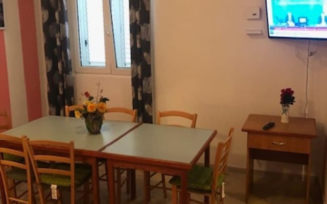 Denko - With Pool - A5